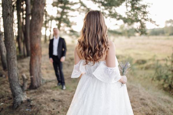 Investera i en bra fotograf till bröllopet gör att du får just den stilen på bilder som du är ute efter.